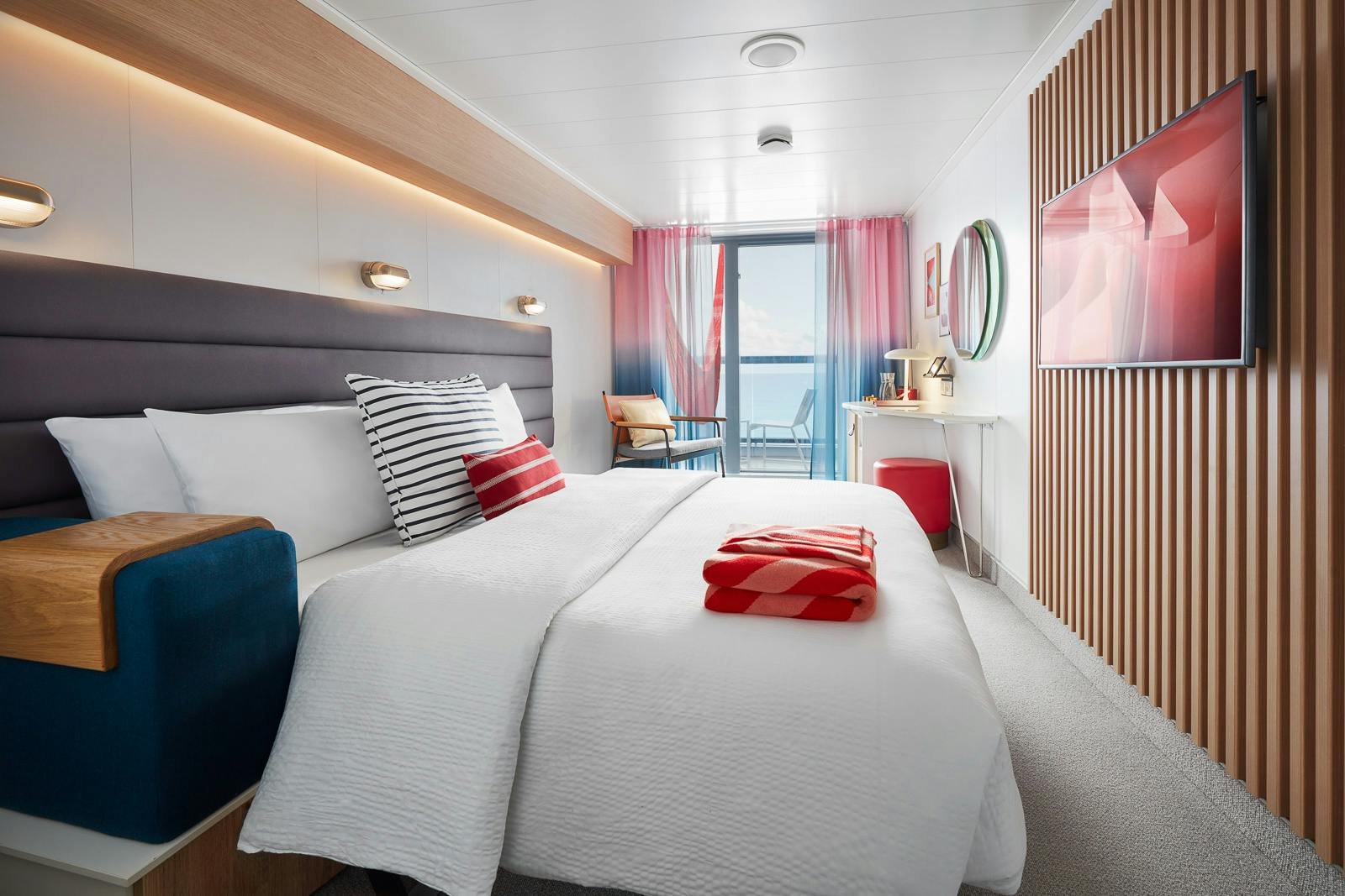 https://virginvoyages.imgix.net/dam/jcr%3A09235b3e-54f1-4b3a-ac01-dfa457419d55/IMG-SCL-2021-CAB-sea-terrace-interior-bed-configuration-day-UNCROPPED.JPG