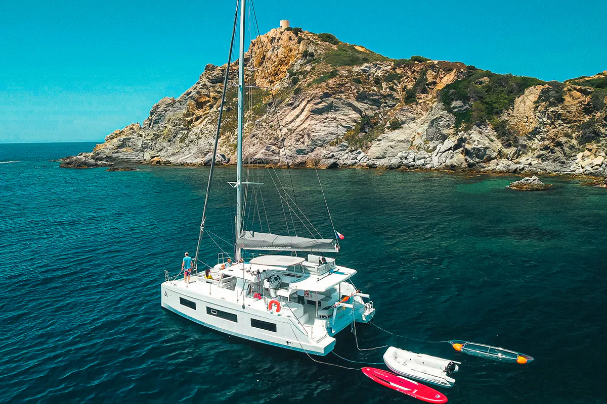 Hidden Coves Catamaran Tour