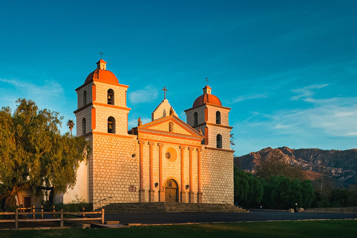 Scenic Drive of Santa Barbara Mission