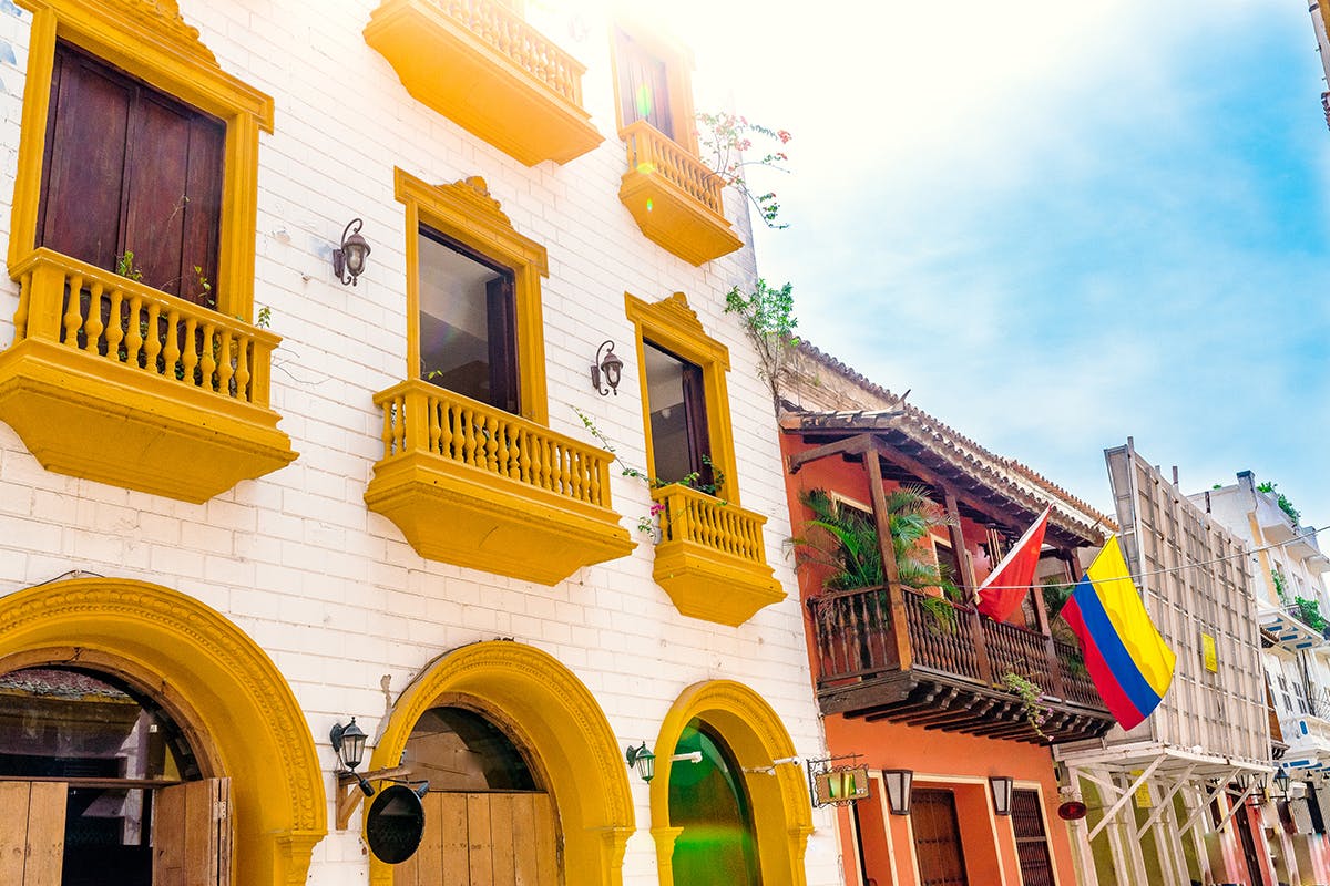 Chiva Party Bus Tour of Cartagena