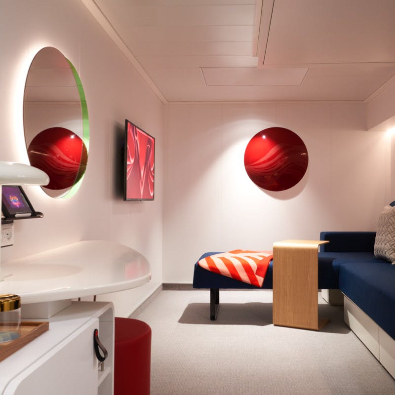 Insider cabin with Seabed configured in lounging position