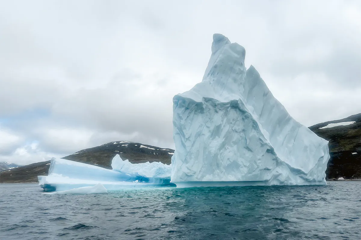 Iceberg Discovery by Semi-Closed Boat