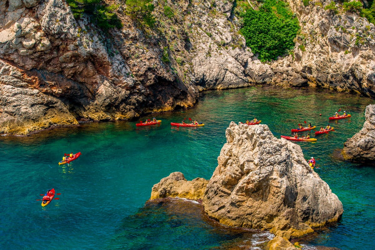 Kayak the Gulf of Ajaccio