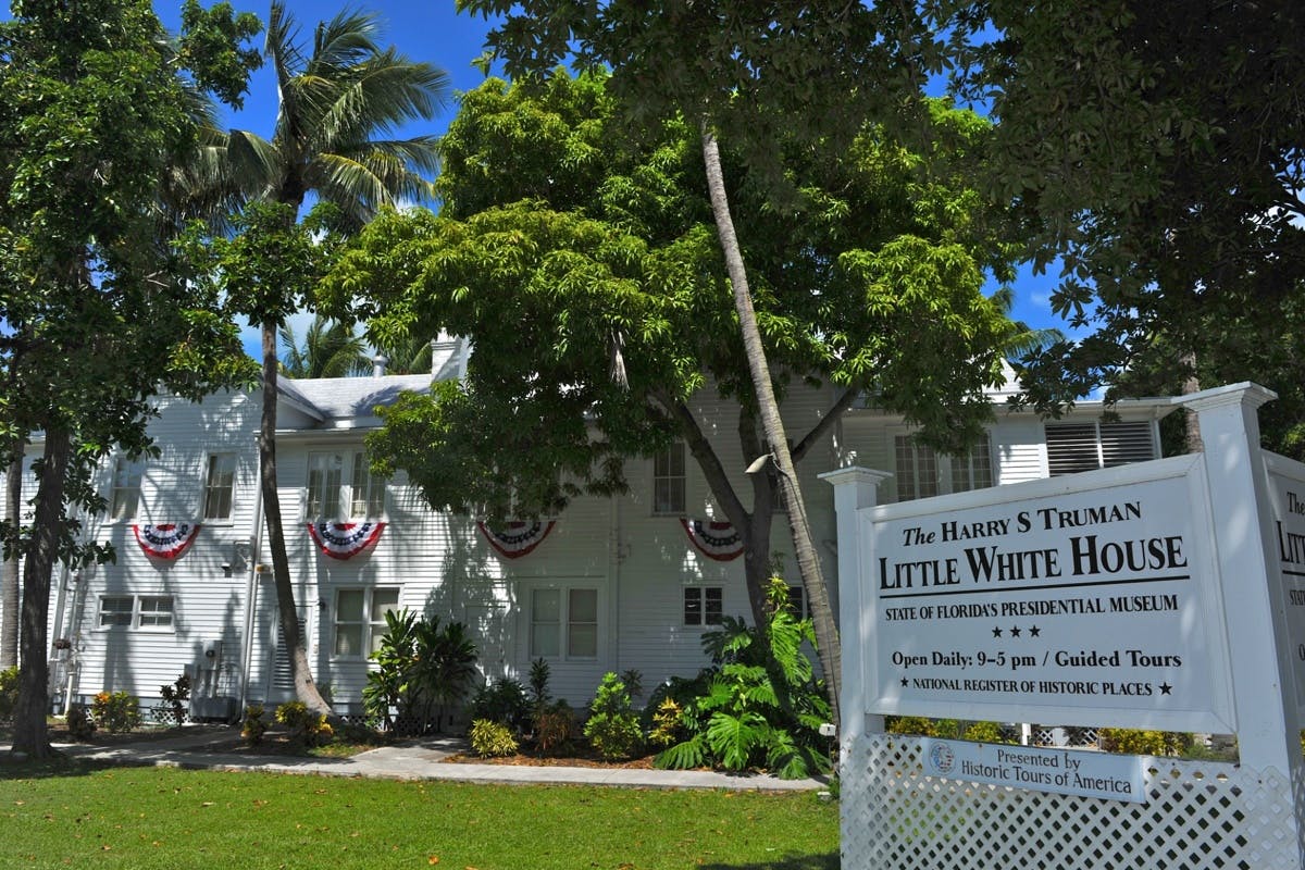 Hop On Hop Off Trolley & Truman Little White House