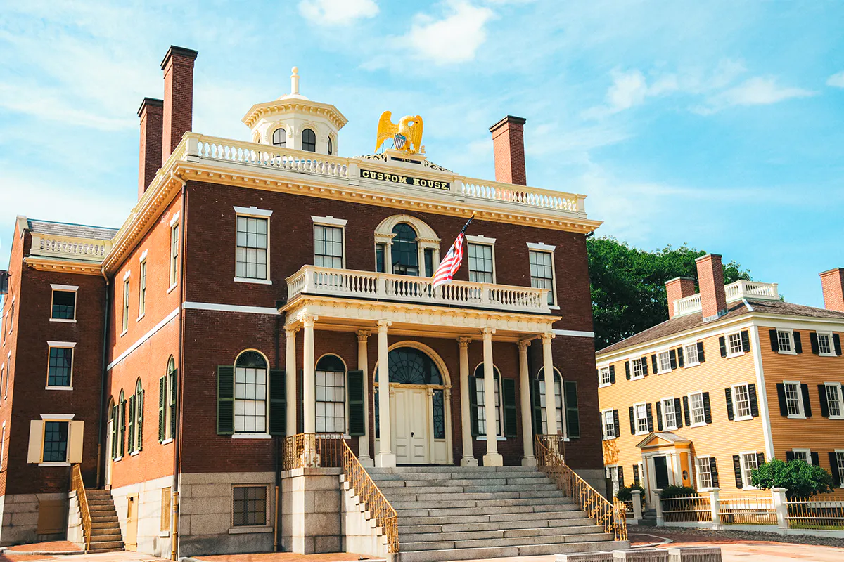 Explore Salem On Your Own