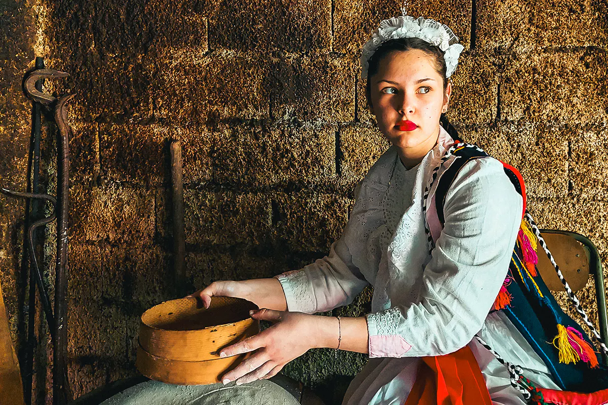 Split Walking Tour & Traditional Meal