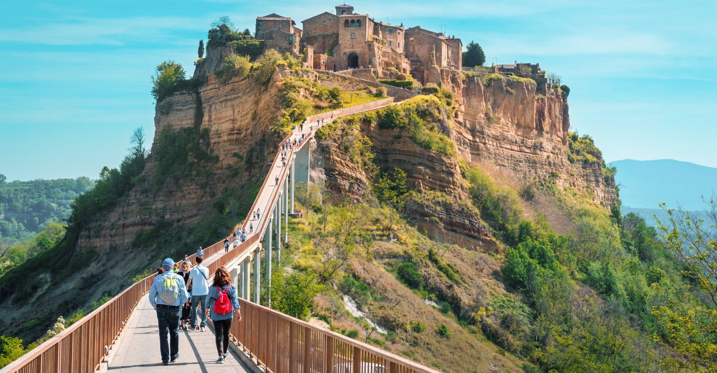 Civita di Bagnoregio & Bomarzo (Tour & Lunch)
