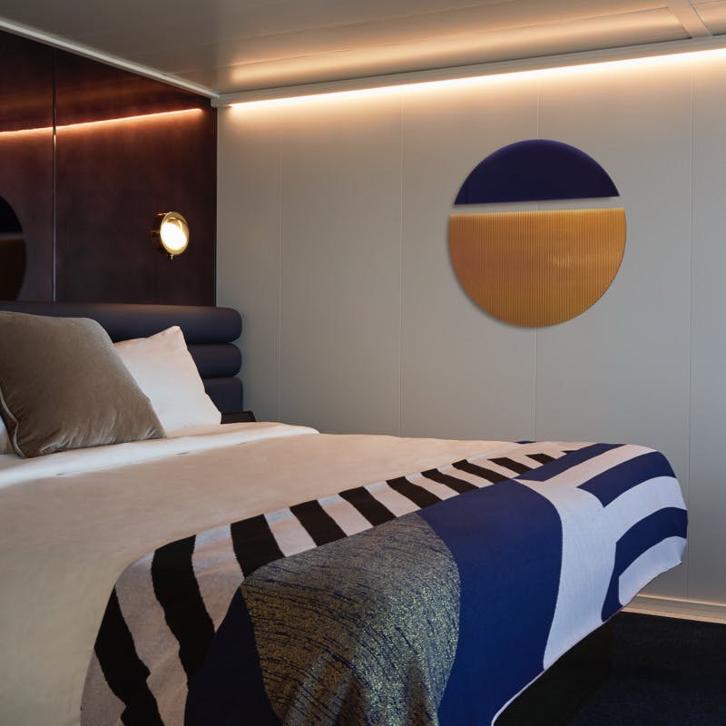 Suite Aft Suite Bedroom