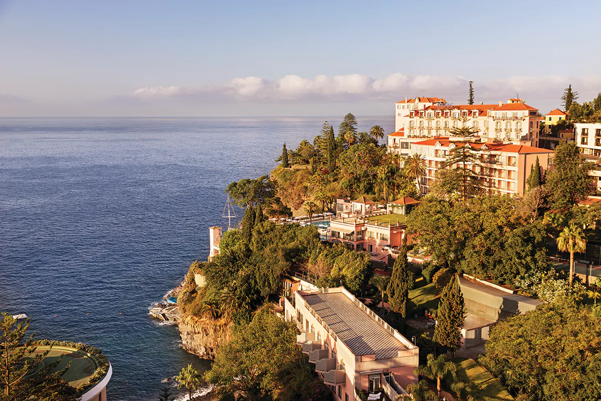 See The World Atop Peaks &amp; Palaces