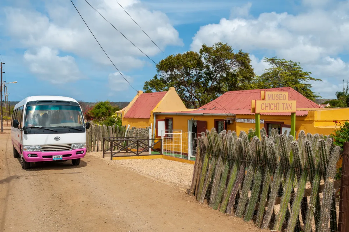 Bonaire Highlights: Flamingoes, Rincon &amp; History